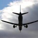 20 viajantes forçados a descer de aeronave que estava excessivamente carregada para decolar. Razão do evento pode encarecer voos – Executive Digest