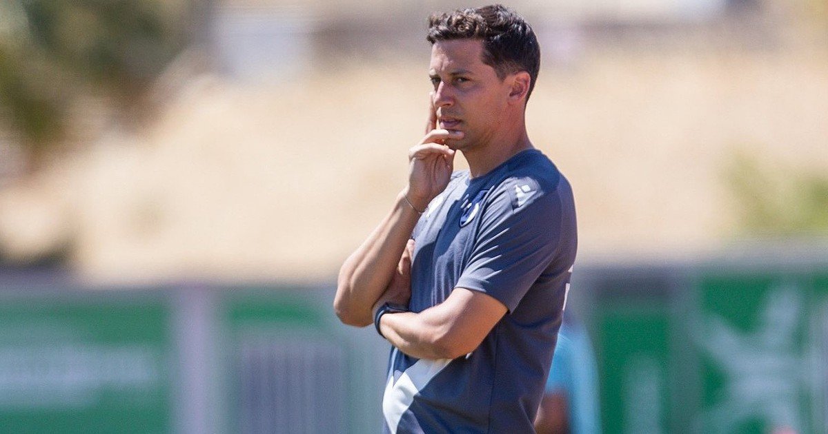 Foi Possível Observar Vários Jovens. Foi Incrível!