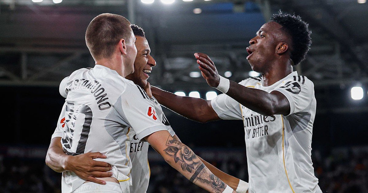 Mbappé e Vinícius brilham, Real Madrid permanece invicto