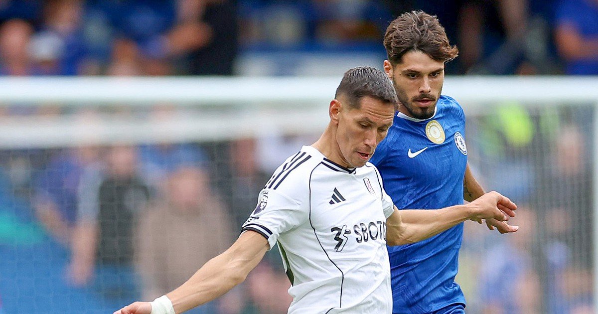 Erros do VAR na Premier League afetam dois técnicos lusitanos