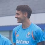 Kiwior debuta nos treinos do FC Porto e pode atuar já contra o Nacional