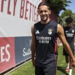 Amar Dedic retorna a Lisboa e confessa sofrer dores no joelho.