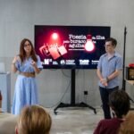 Versos da ilha através do furo da agulha