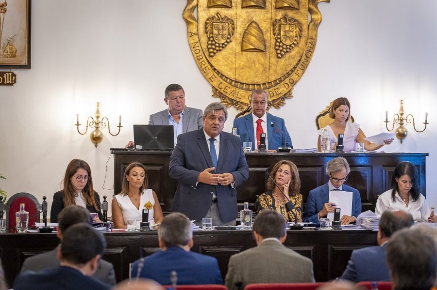 O CMF estabeleceu, no presente mandato, mais de 600 espaços de estacionamento em toda a urbe.