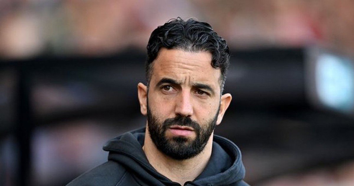 Incrível: United de Amorim em desvantagem contra time da quarta divisão.