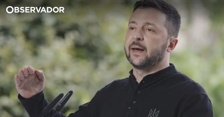 Zelensky afirma que “um exército ucraniano robusto e eficiente é a proteção mais segura” para a nação.
