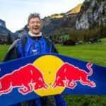 Mais veloz que um Fórmula 1: motorista austríaco alcança 347 km/h em queda livre. Confira o clipe.