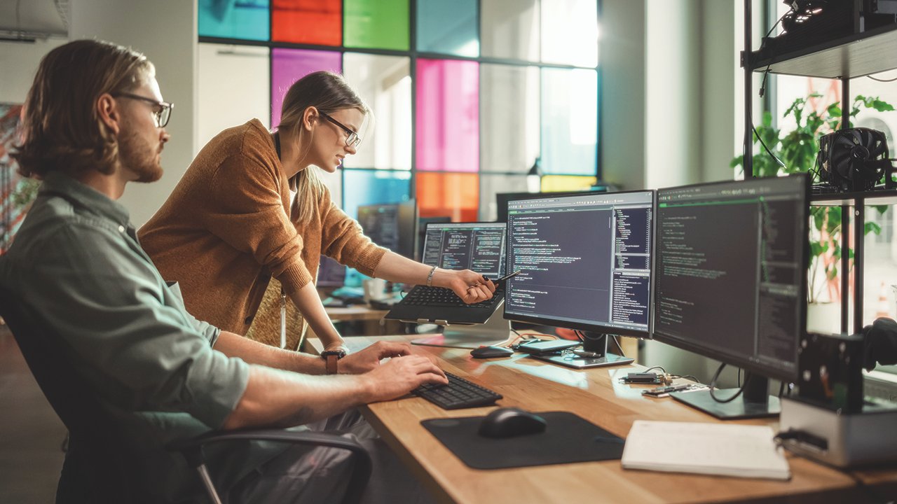 Desconfiança em ascensão, aporte em alta: executivos investem na inteligência artificial para enfrentar 2026, aponta pesquisa da KPMG.