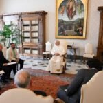 O Papa acolheu sobreviventes de agressões sexuais