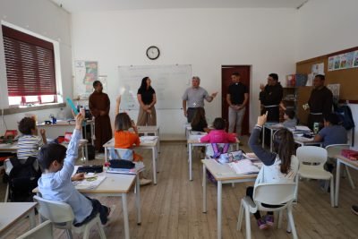 Um mês, 321 comunidades e inúmeras distâncias depois, irmãos Capuchinhos finalizam jornada de motorhome pela Diocese de Bragança-Miranda (c/fotos)