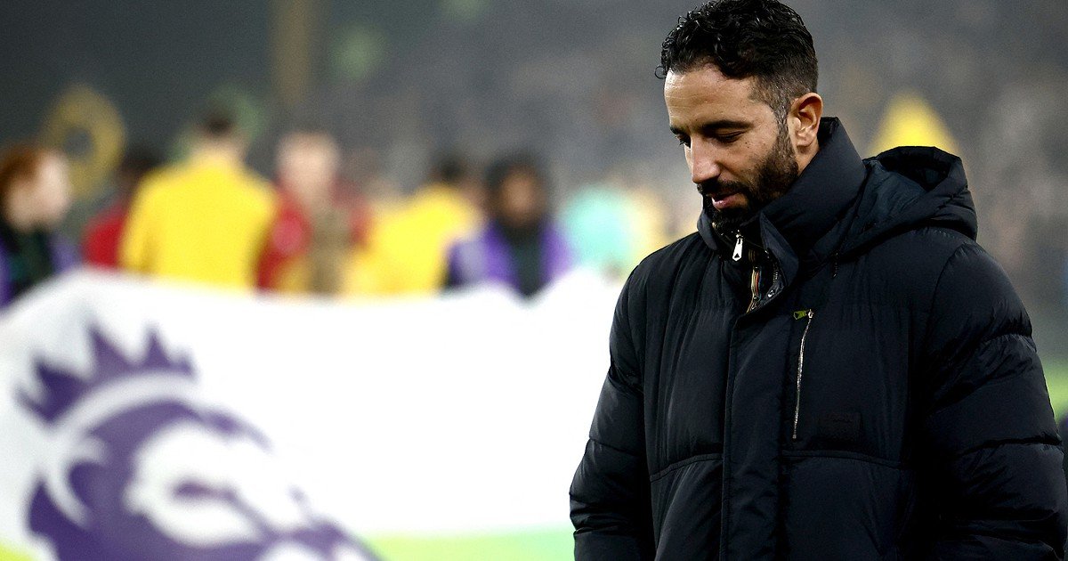 Jamie Carragher afirma sem hesitações: “É certo que Ruben Amorim será demitido antes do Natal