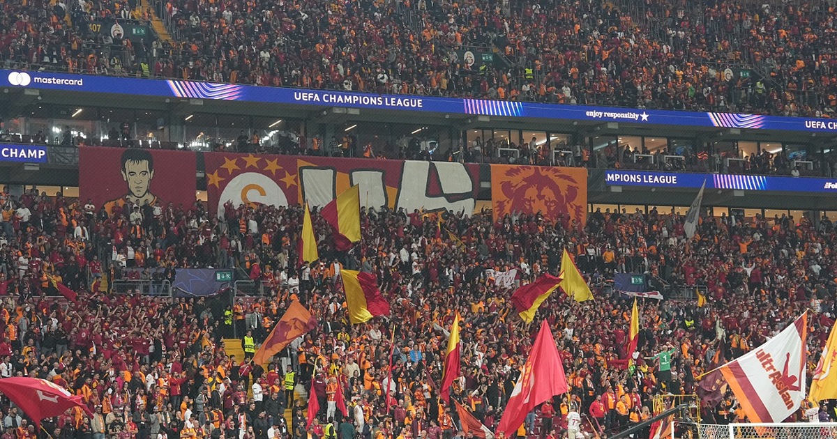 Galátasaray presta tributo a Diogo Jota