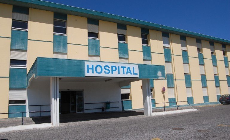 Nove em dez cidadãos afirmam que a qualidade dos atendimentos no SNS está decaindo.