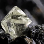 Cientistas descobrem o segredo explosivo de como diamantes chegam à superfície