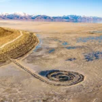 Cientistas surpresos com ilhas peculiares e fontes ocultas surgindo no Grande Lago Salgado