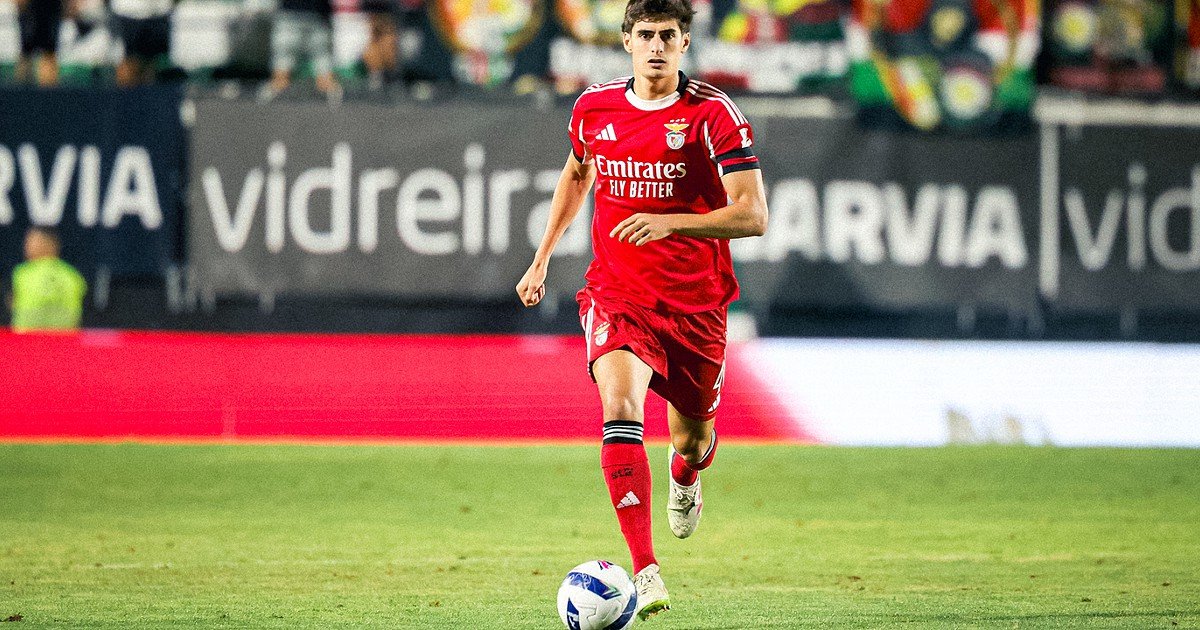 António Silva denuncia decisões de arbitragem após igualdade: “Revelou-se o que acontece no nosso desporto”