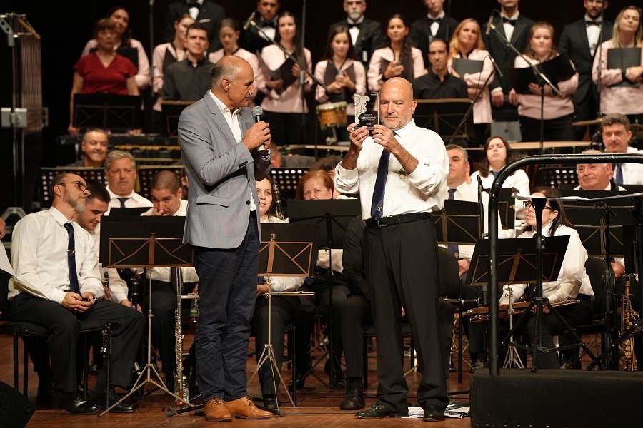 Homenagem ao Maestro Aquilino Silva no Teatro Municipal Baltazar Dias