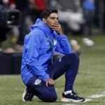 Palmeiras tropeça novamente no Brasileirão e Abel Ferreira joga a toalha: “O torneio está perdido