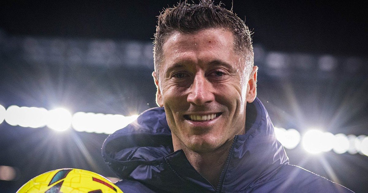 Barcelona triunfa em Vigo com ‘triplete’ de Lewandowski e reduz diferença para o Real Madrid