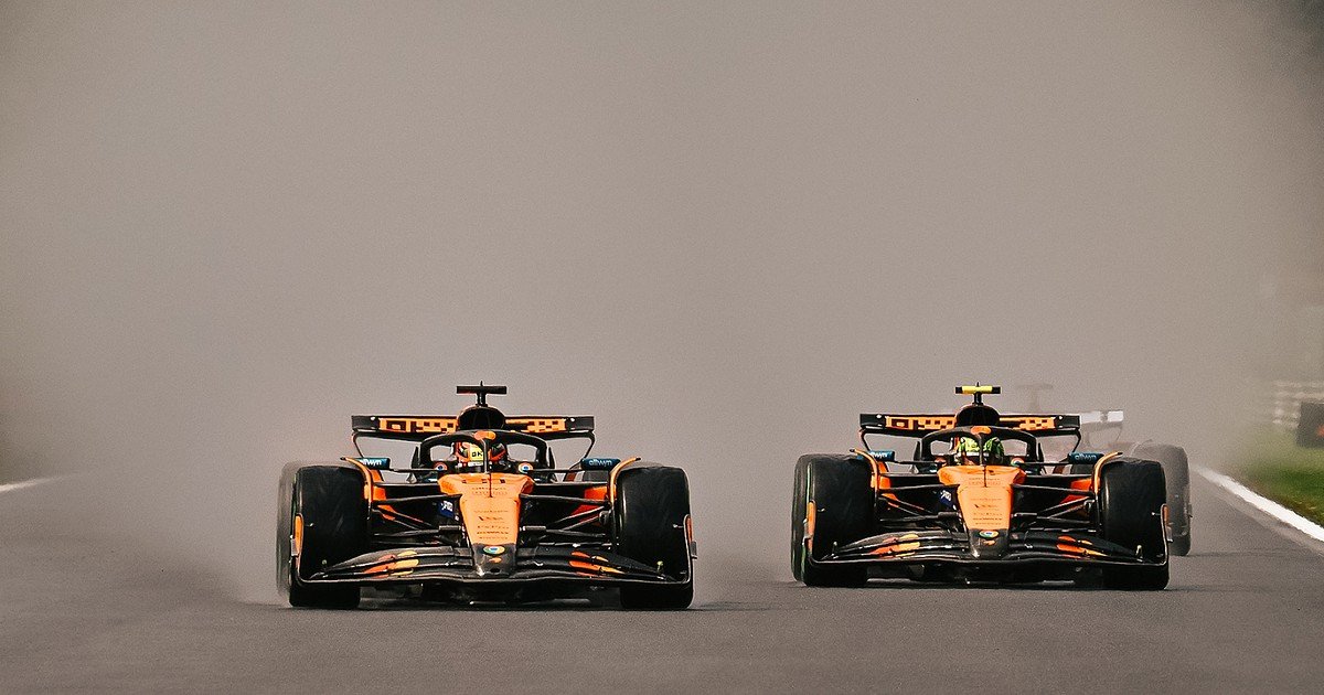 McLaren pede desculpas a Norris e Piastri pela eliminação: “É frustrante