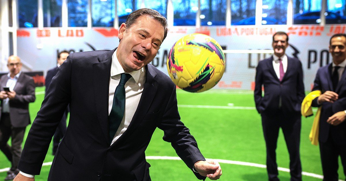 Chefe do Governo comenta avançado de Portugal: “Existem oportunidades para a conquista do troféu Global, mas é necessário que tudo ocorra da melhor forma