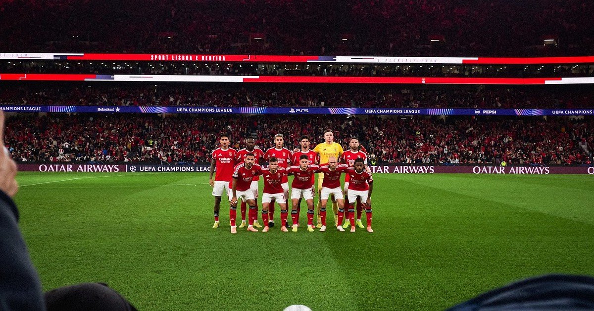 Benfica já identifica juiz na viagem ao Ajax. João Pinheiro no City-Leverkusen.