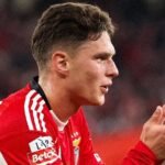 Benfica triunfa sobre Casa Pia ao intervalo. Confira o gol de Sudakov.