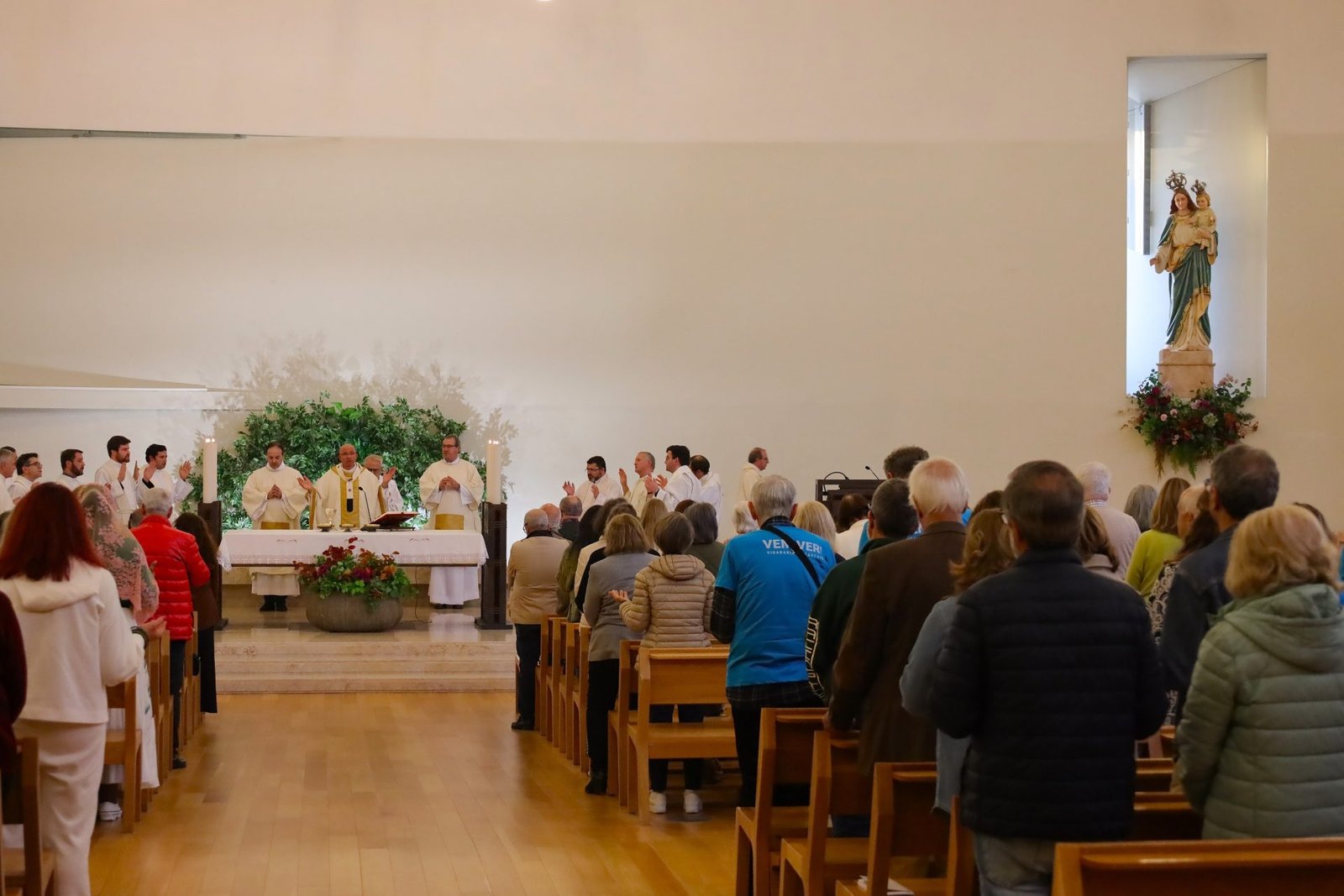 «O santuário cerrado é estéril. O santuário aberto é manancial de redenção» – D. Rui Valério