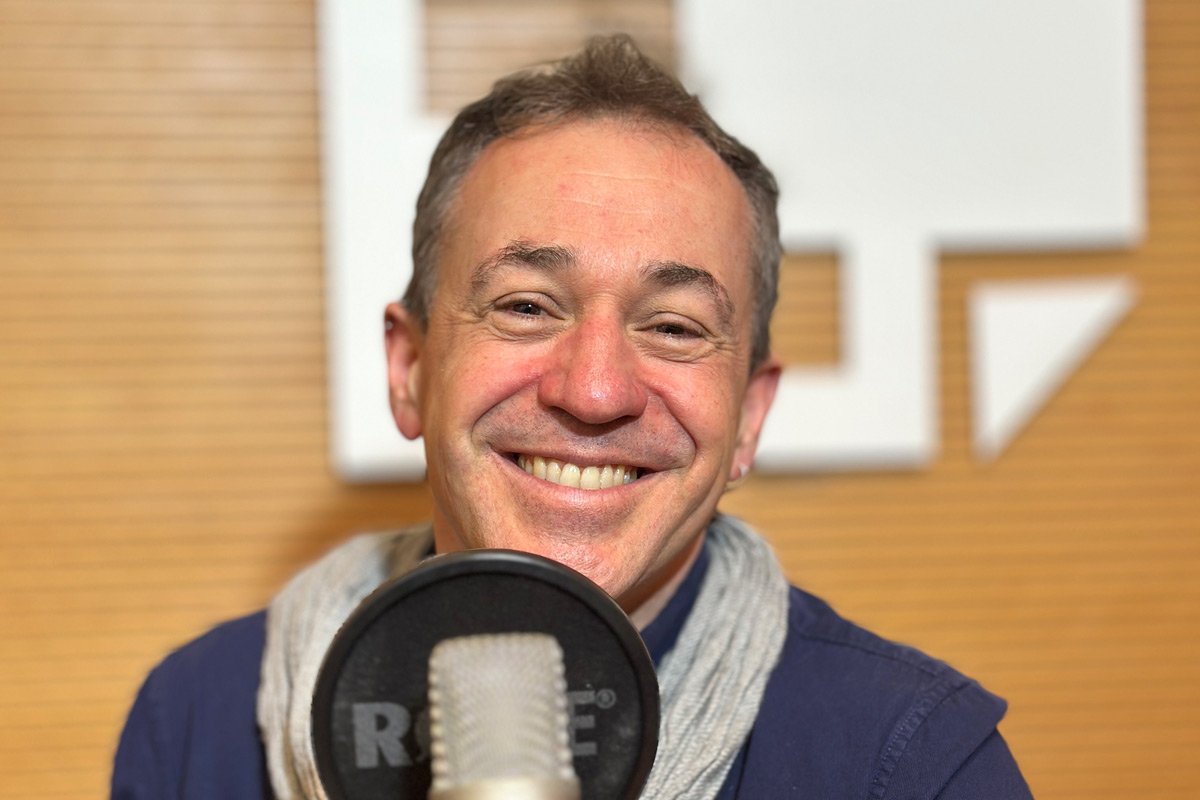 A cenografia enquanto a «figura etérea» que auxilia na interpretação do divino – Luís Santos