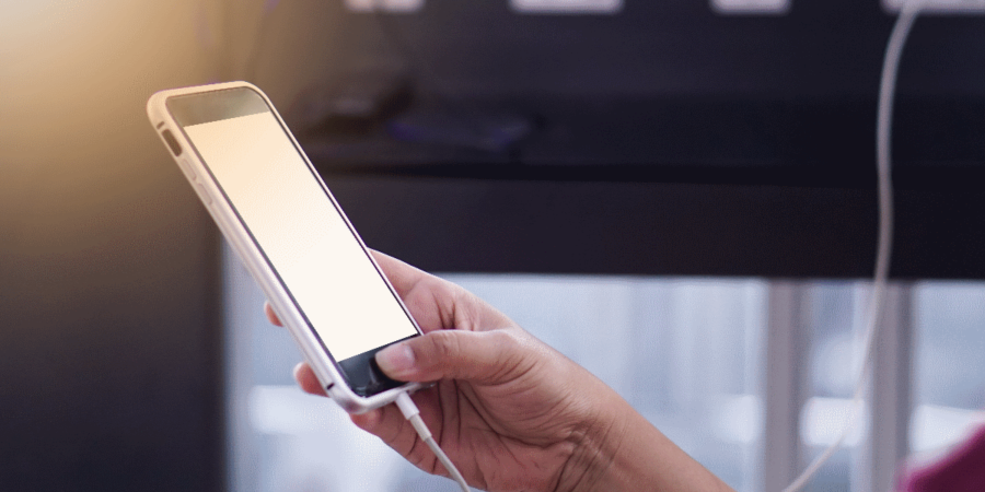 Nem a iluminação, nem o aquecedor: Desligue tudo isso antes de sair de casa para prevenir incidentes e economizar na energia elétrica.