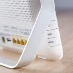 Como identificar se alguém está a furtar a sua conexão Wi-Fi: este indicativo no roteador é o aviso primordial.