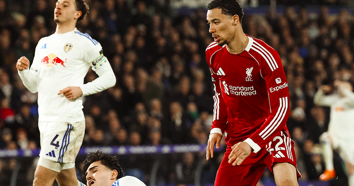 <p>Liverpool perde liderança e cede pontos na Premier League em partida com seis gols</p>