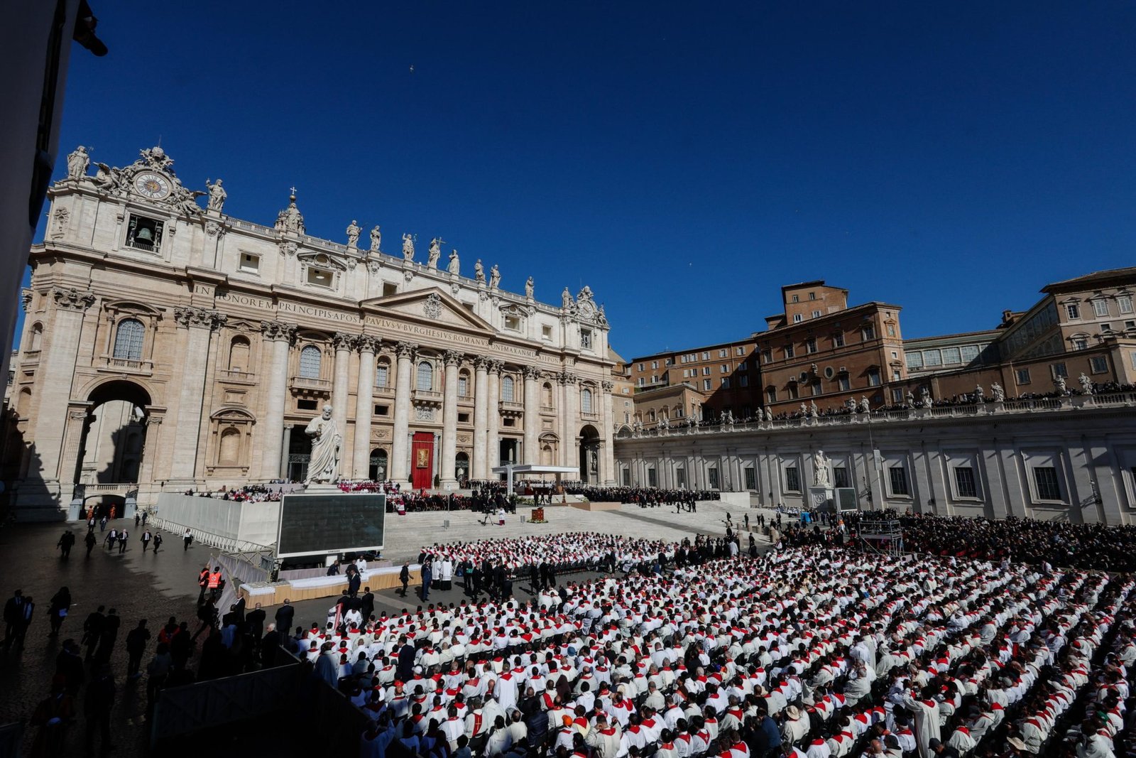 <p>Vaticano: Ano dos «dois Pontífices» e do Jubileu atraiu mais de 3,1 milhões de visitantes a Roma</p>