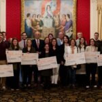 Municipio Do Funchal Entregou 15 Bolsas De Merito E De Valor No Valor De 2 Mil Euros Cada