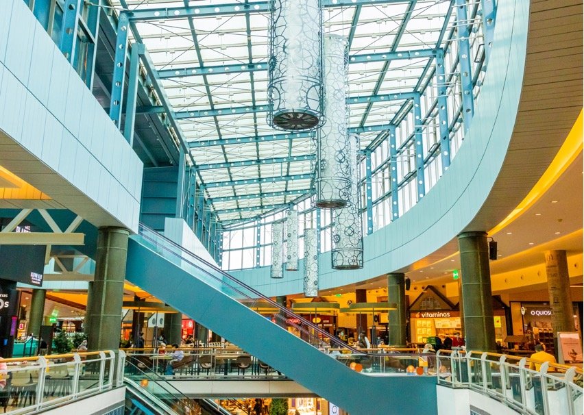 <p>Entidade Reguladora autoriza compra da Torre Oriente pela Sonae Sierra</p>