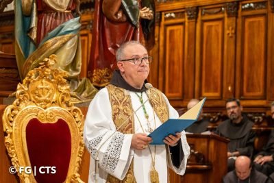 <p>Líderes e dirigentes religiosos ressaltam “pausa” que possibilita commemorarem “abertamente as festividades do Natal”</p>
