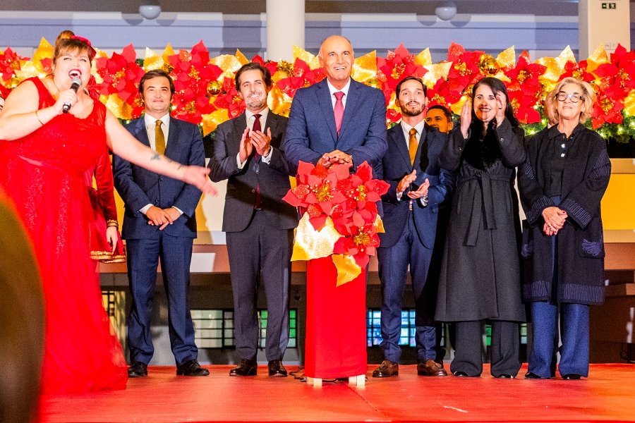 <p>A Encantamento do Natal no Mercado dos Agricultores</p>