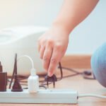 <p>Interrupções de energia impactam 4 municípios nesta manhã, mas fornecimento volta já entre estes horários.</p>