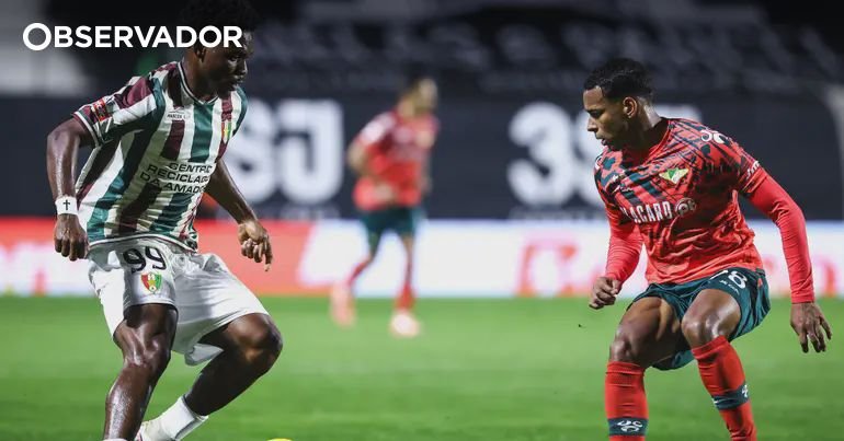 <p>Empate sem gols entre Estrela da Amadora e Moreirense na Reboleira</p>