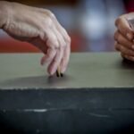 <p>Eleições: Migrantes poderão precisar votar no segundo turno com cédulas da etapa anterior</p>