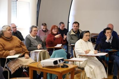 <p>D. António Augusto Azevedo remove «óculos preconceituosos» e sugere formação centrada nas «indivíduos reais» e suas feridas</p>