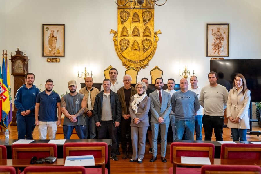 <p>Funchal firmou acordos laborais com 16 novos colaboradores para a coleta e higienização urbana da cidade.</p>