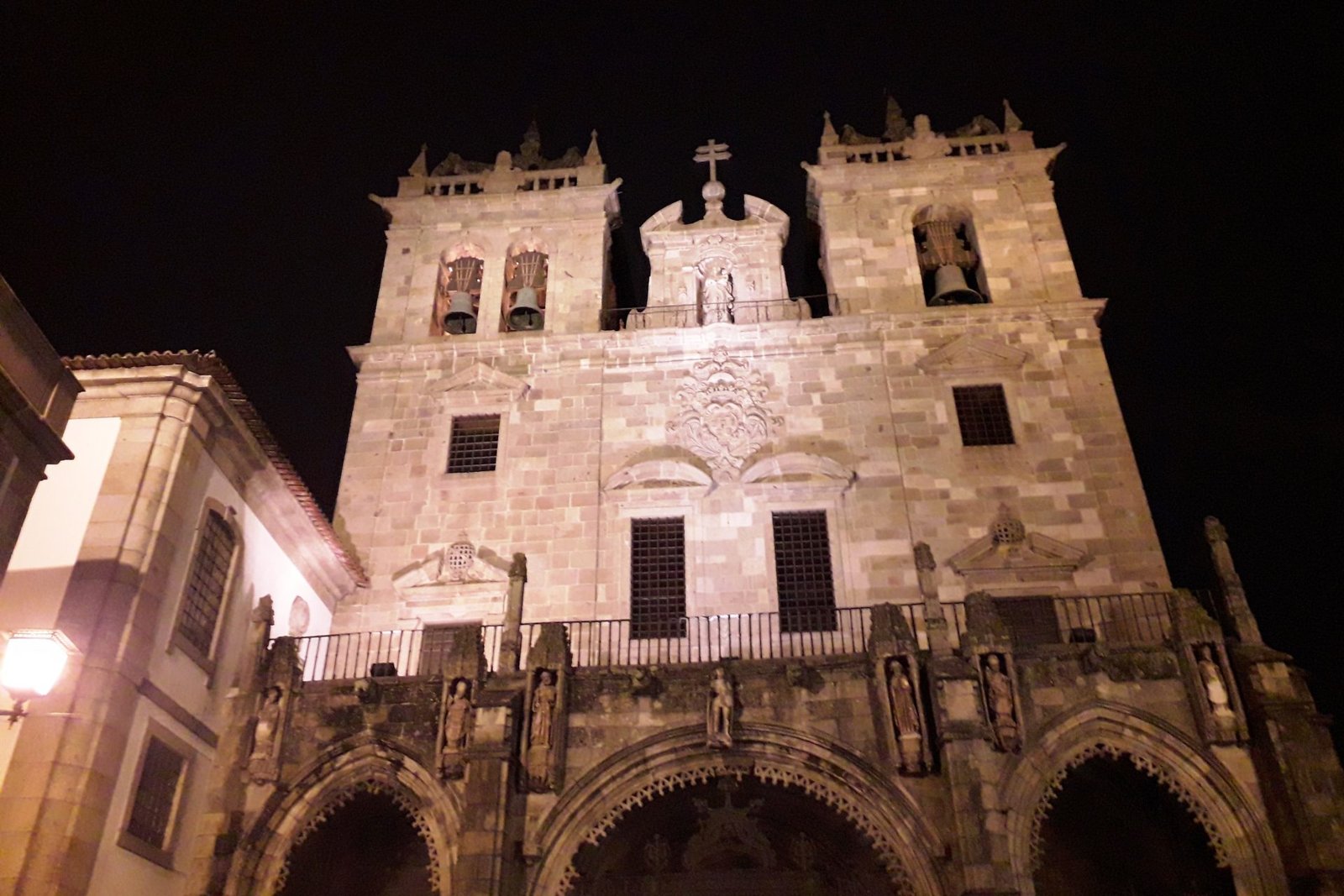 <p>Sé de Braga demanda «imediatamente» intervenções de preservação e renovação</p>