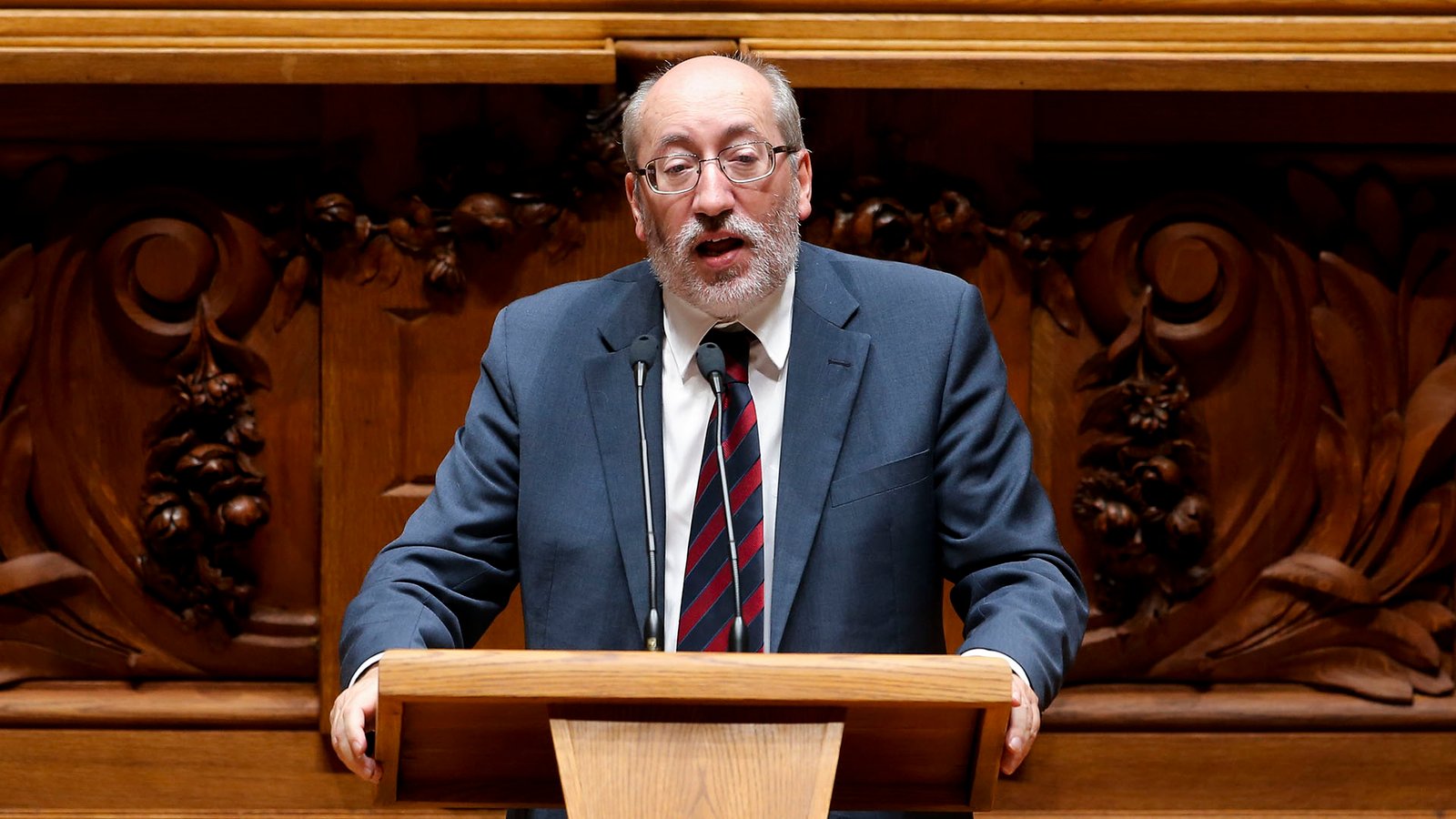 Antonio Filipe Parlamento Assembleia Republica Plenario Tribuna