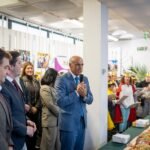 <p>Líder da CMF e administração local no Cantar das Estrelas no Mercado da Penteada</p>