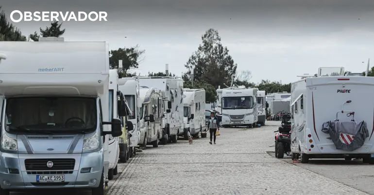 <p>Indivíduo preso por intento de assassinato em recinto de autocaravanas em Albufeira</p>