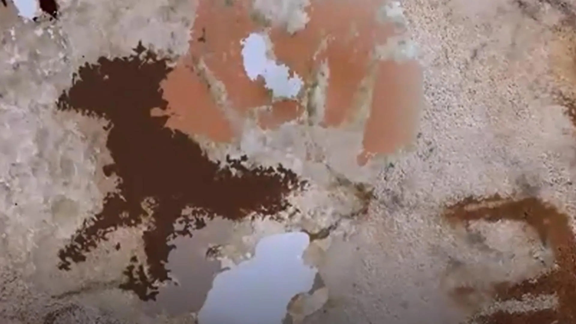 Este vestígio de mão com 67.800 anos é a obra artística mais antiga já descoberta em Portugal.