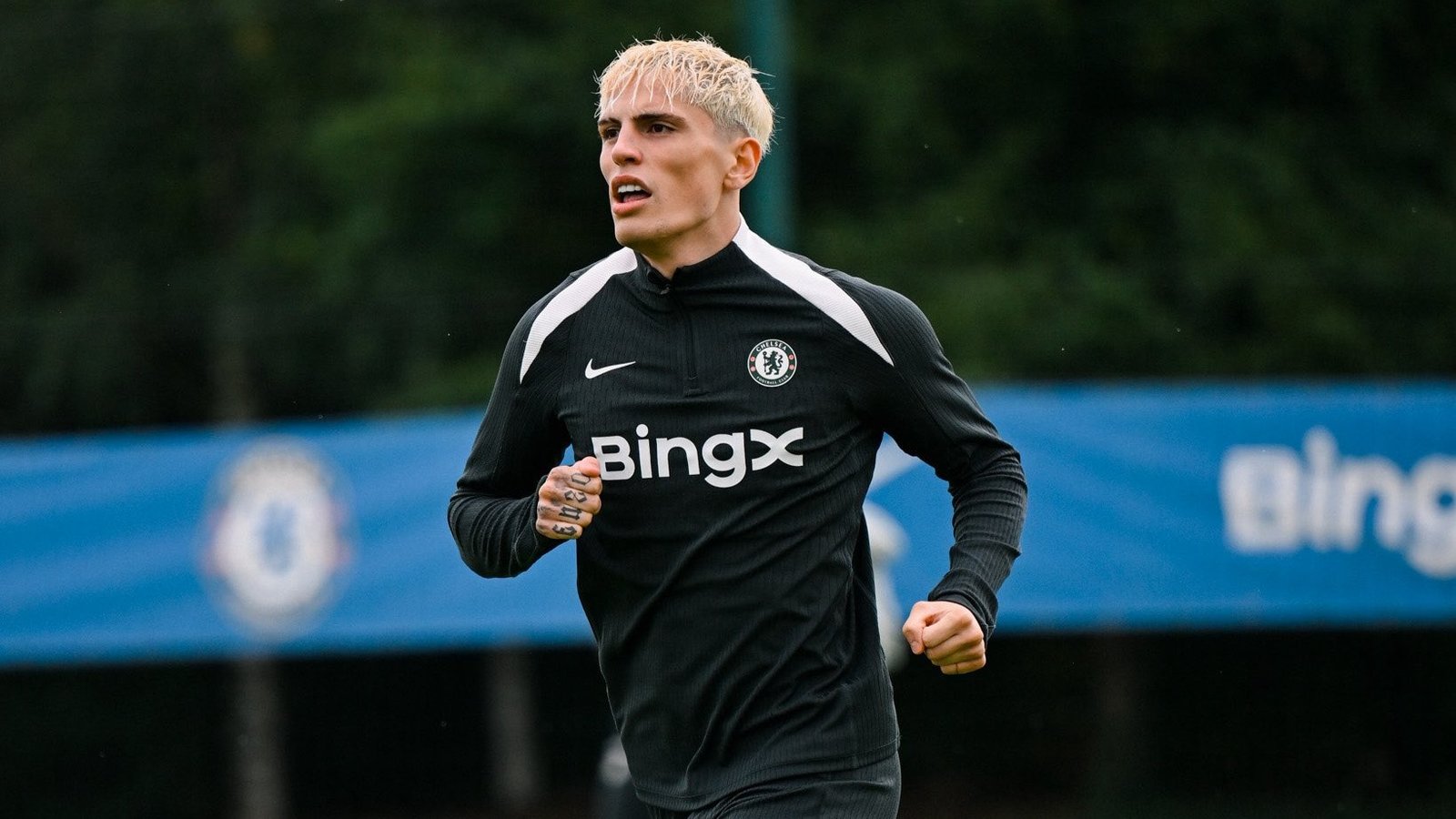 Alejandro Garnacho recorda despedida tumultuada do Manchester United: «Possivelmente a responsabilidade também é minha, passei a realizar algumas atitudes inadequadas»