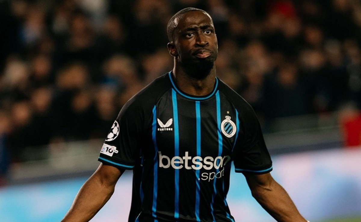 Clube Brugge atualiza condição de Carlos Forbs após choque com compañero de equipe