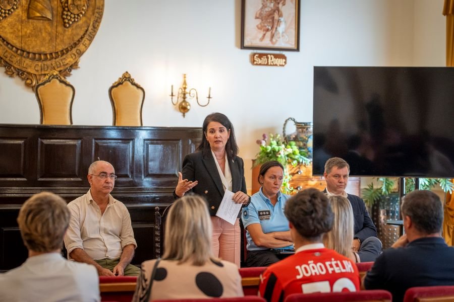 Funchal realiza encontro de conscientização sobre regulamentos de segurança a seguir nas celebrações e danças de formatura